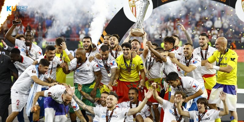 Sevilla FC tạo nhiều dấu ấn trong nền bóng đá nước nhà 